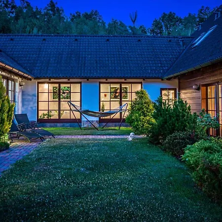 Cottage: Az Po Usi * Sloup (Liberec)
