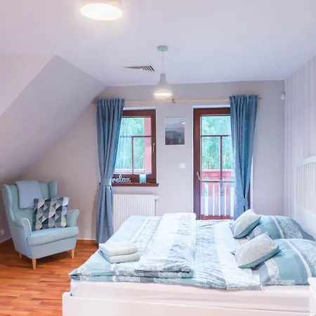 Cottage: Az Po Usi Vila Sloup (Liberec)