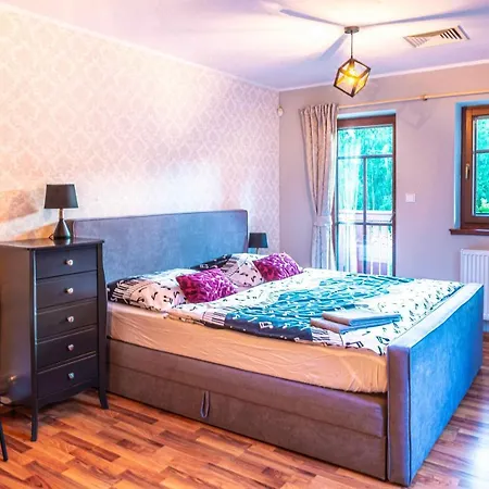 Villa Cottage: Az Po Usi