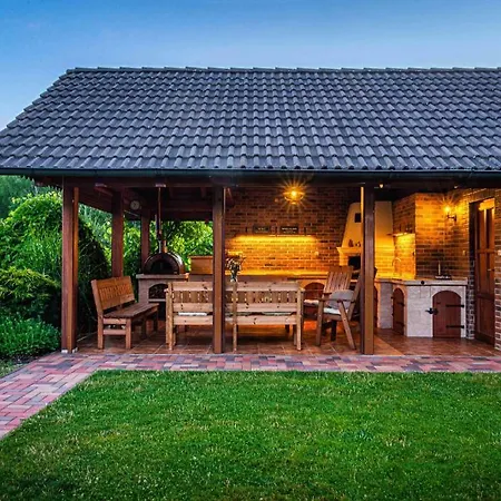 Cottage: Az Po Usi
