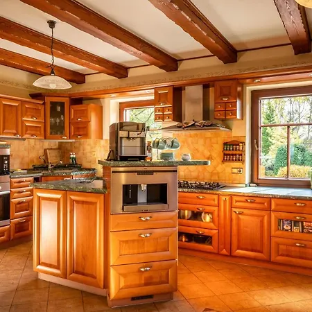 Cottage: Az Po Usi Villa