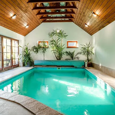 Cottage: Az Po Usi Villa