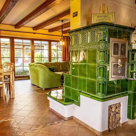 Villa Cottage: Az Po Usi Sloup (Liberec)