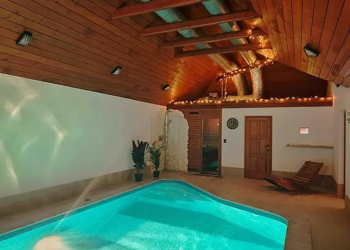 Cottage: Az Po Usi فيلة *